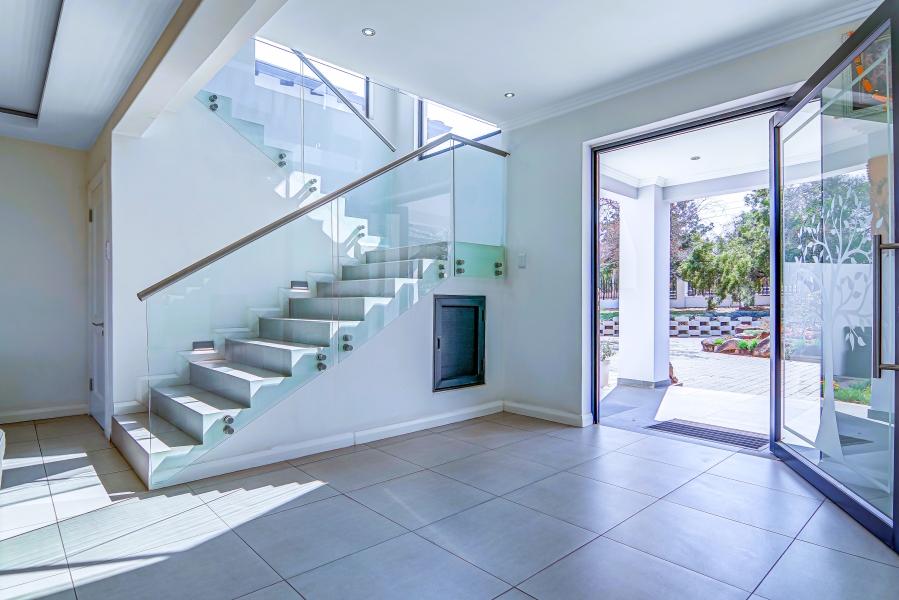 5 Bedroom Property for Sale in Bridle Park A H Gauteng