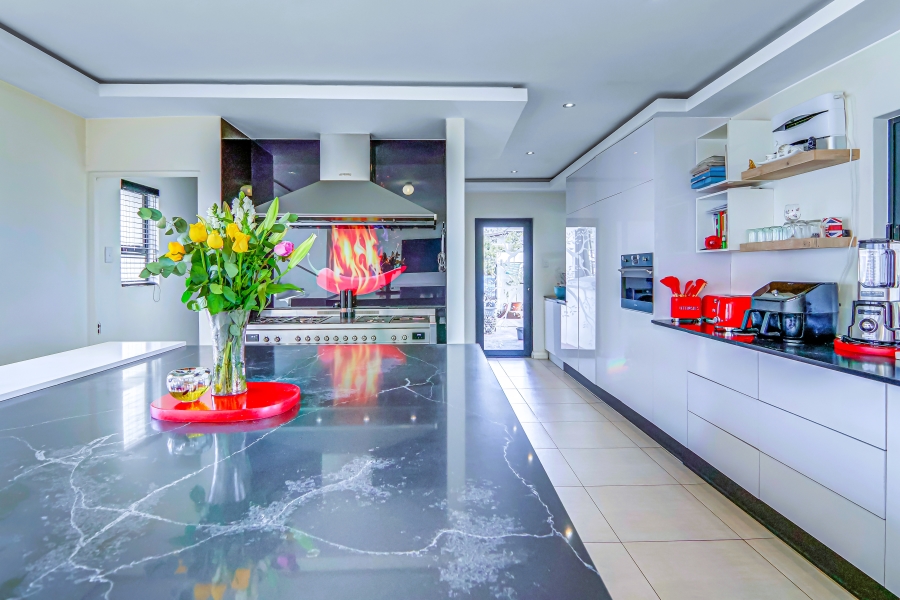 5 Bedroom Property for Sale in Bridle Park A H Gauteng