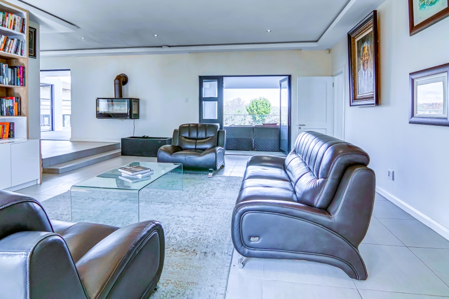 5 Bedroom Property for Sale in Bridle Park A H Gauteng