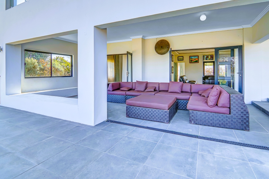 5 Bedroom Property for Sale in Bridle Park A H Gauteng