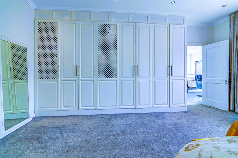 5 Bedroom Property for Sale in Bridle Park A H Gauteng