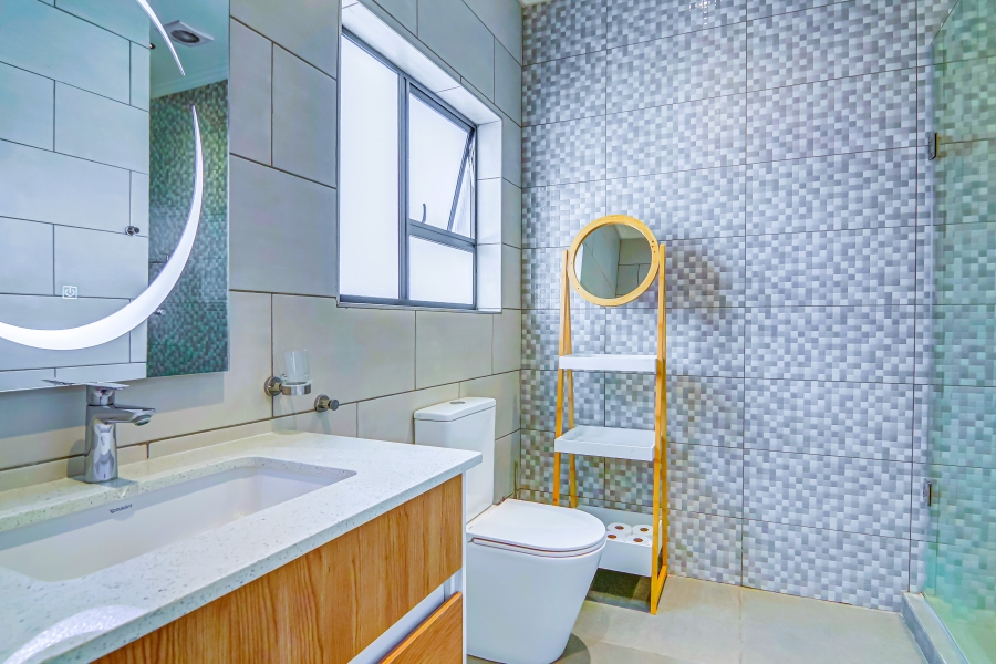 5 Bedroom Property for Sale in Bridle Park A H Gauteng