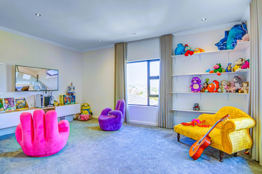 5 Bedroom Property for Sale in Bridle Park A H Gauteng