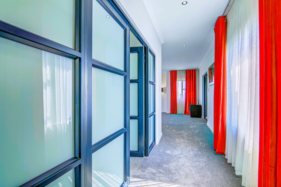 5 Bedroom Property for Sale in Bridle Park A H Gauteng