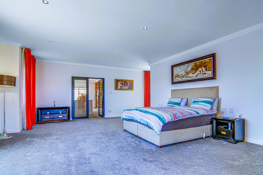 5 Bedroom Property for Sale in Bridle Park A H Gauteng