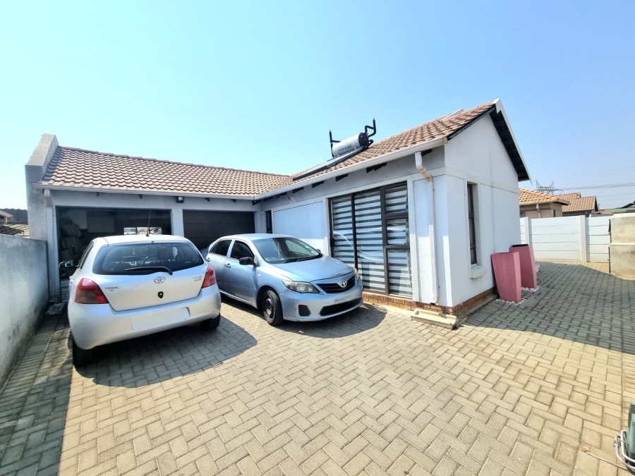 To Let 3 Bedroom Property for Rent in Leopard