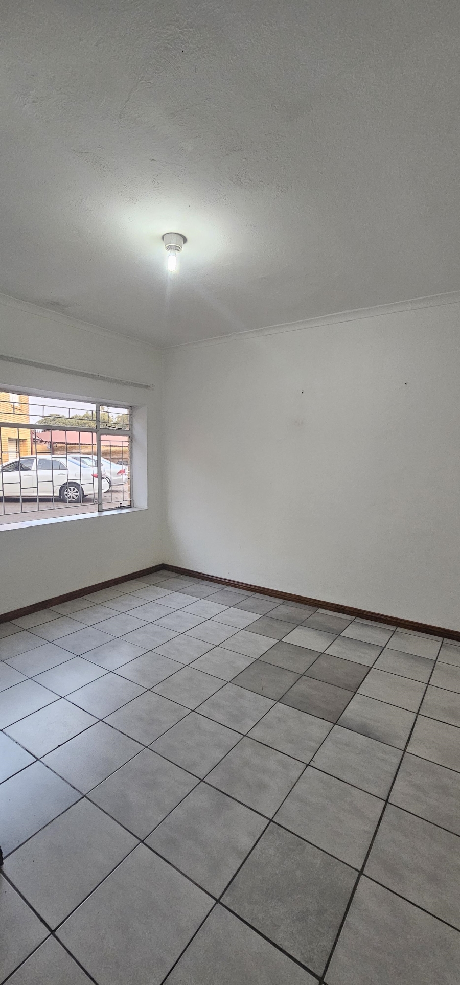 To Let 2 Bedroom Property for Rent in Erasmia Gauteng