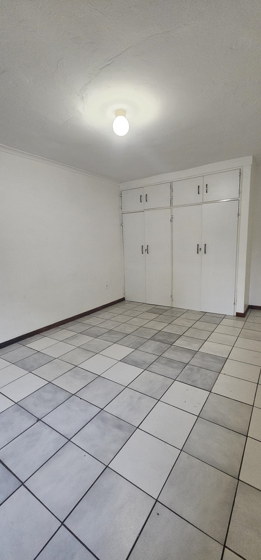 To Let 2 Bedroom Property for Rent in Erasmia Gauteng