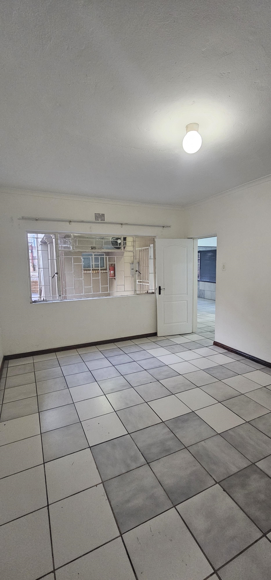 To Let 2 Bedroom Property for Rent in Erasmia Gauteng