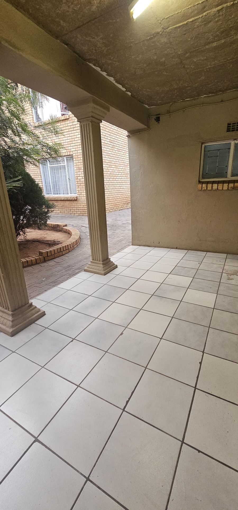 To Let 2 Bedroom Property for Rent in Erasmia Gauteng