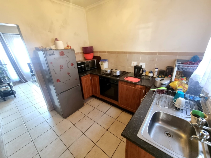 To Let 2 Bedroom Property for Rent in Naturena Gauteng