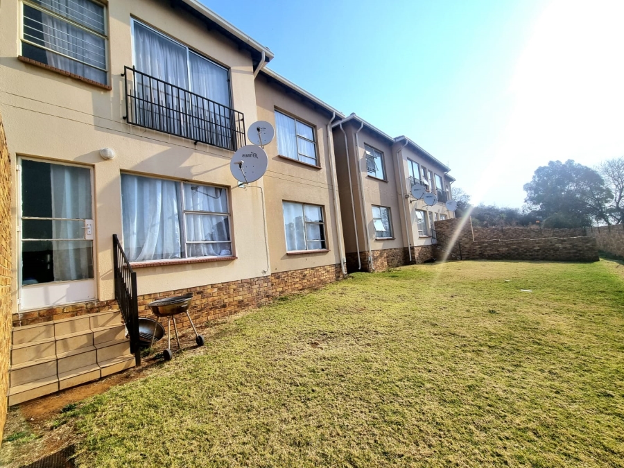 To Let 2 Bedroom Property for Rent in Naturena Gauteng