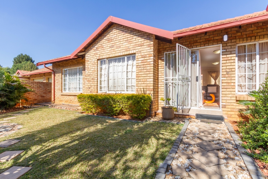 3 Bedroom Property for Sale in Equestria Gauteng