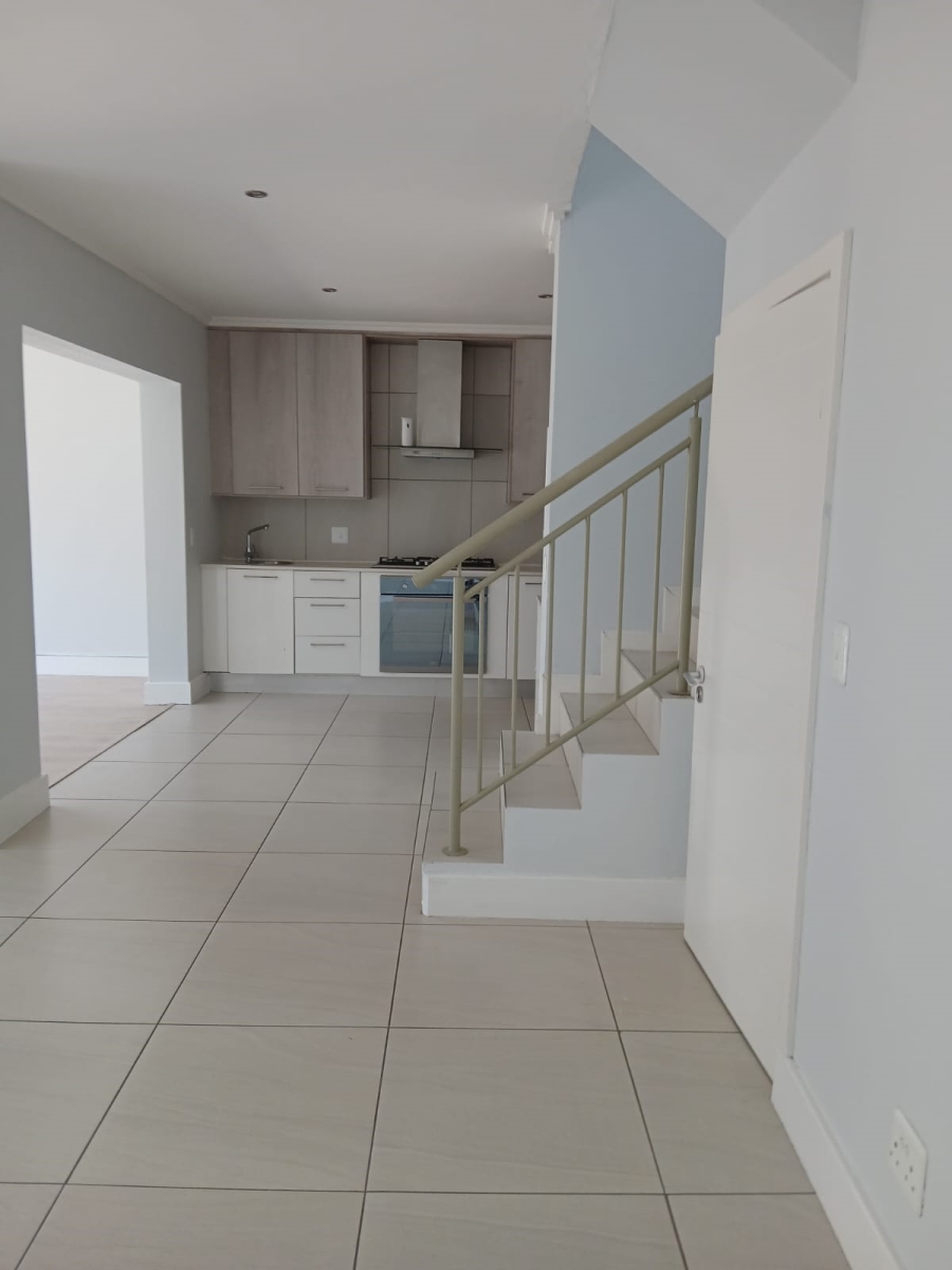 To Let 3 Bedroom Property for Rent in Bryanston Gauteng