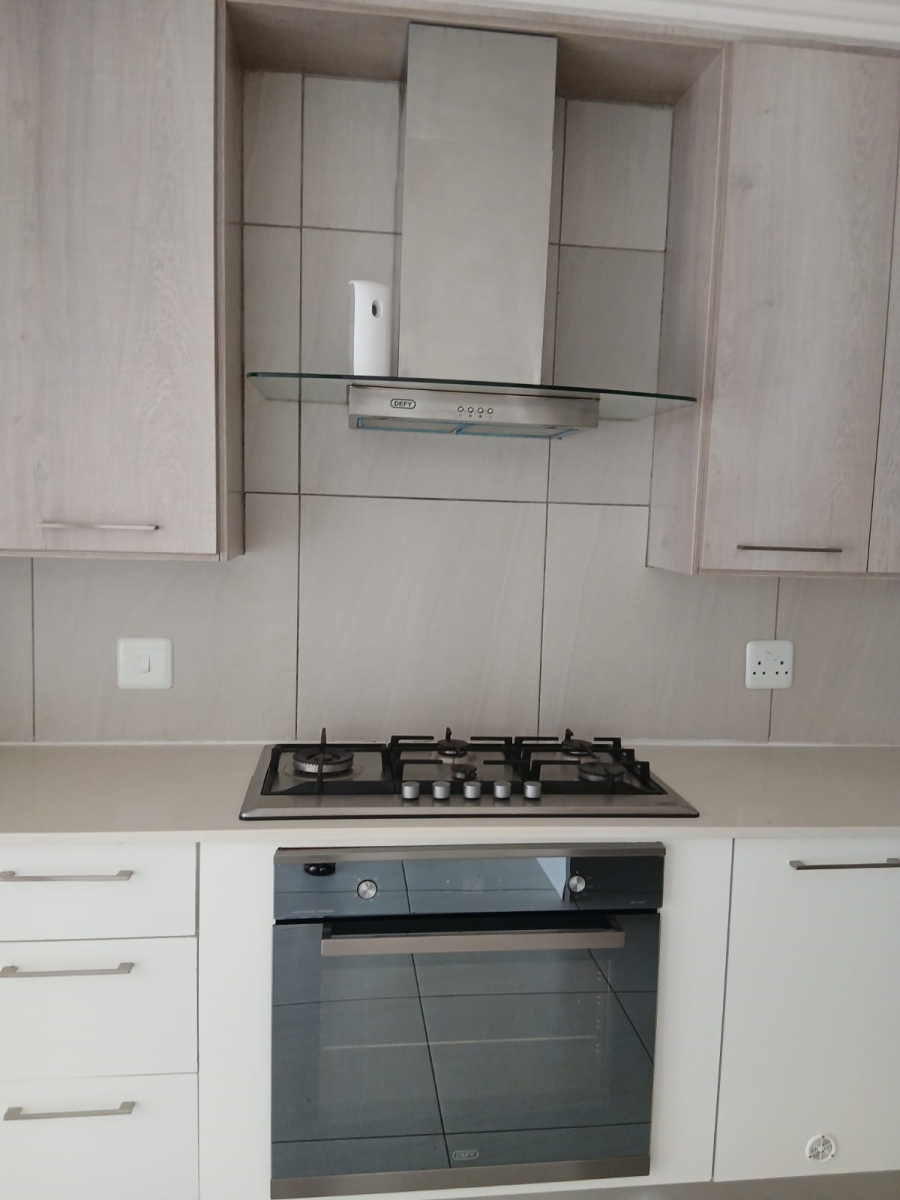 To Let 3 Bedroom Property for Rent in Bryanston Gauteng