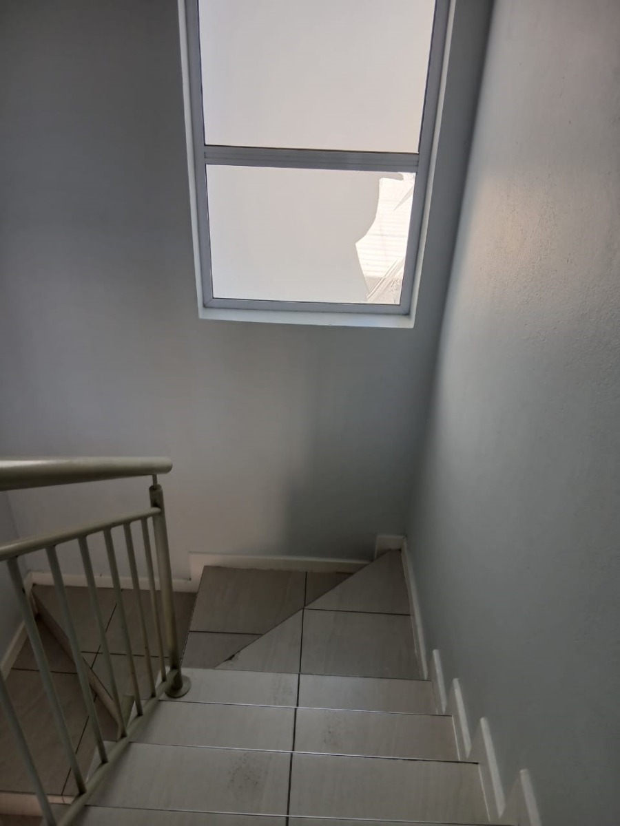 To Let 3 Bedroom Property for Rent in Bryanston Gauteng