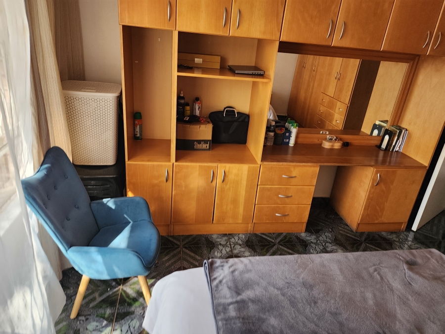 2 Bedroom Property for Sale in Buccleuch Gauteng