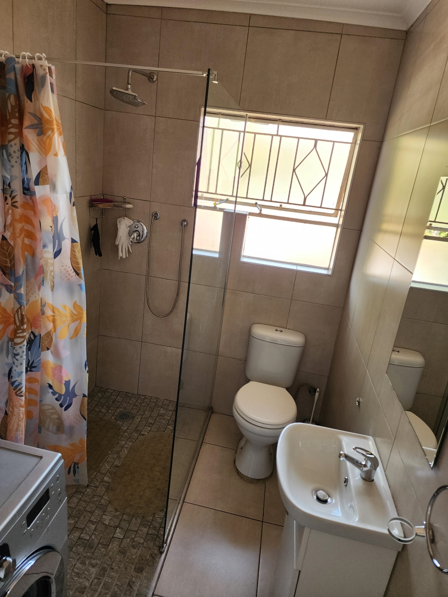 2 Bedroom Property for Sale in Buccleuch Gauteng
