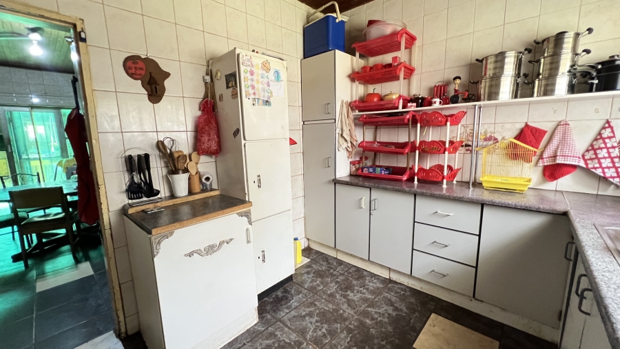 5 Bedroom Property for Sale in Pelzvale A H Gauteng