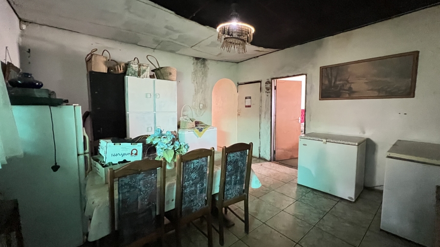 5 Bedroom Property for Sale in Pelzvale A H Gauteng