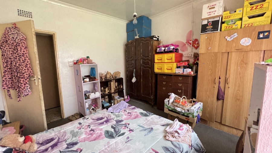 5 Bedroom Property for Sale in Pelzvale A H Gauteng