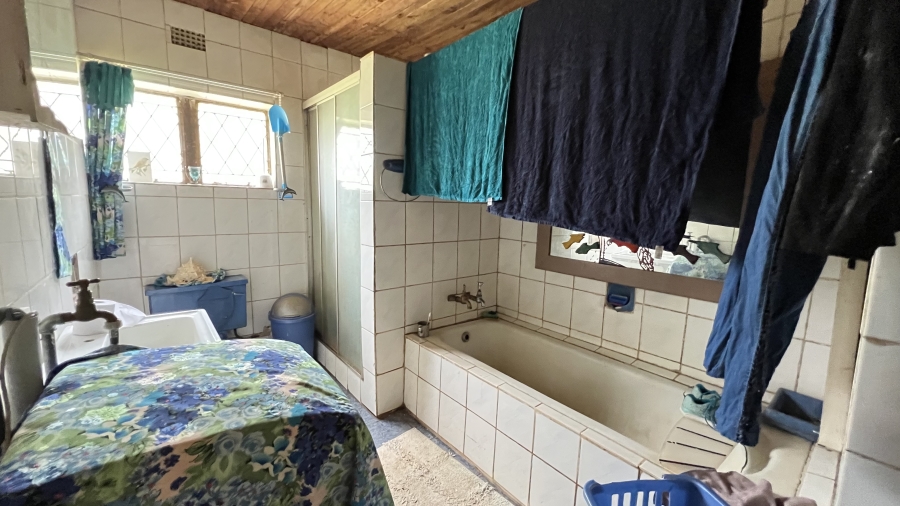 5 Bedroom Property for Sale in Pelzvale A H Gauteng