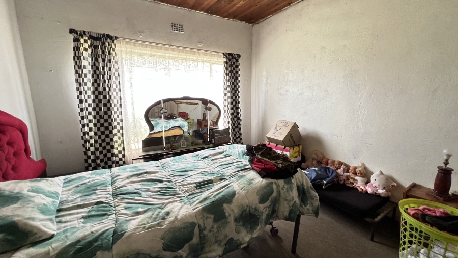 5 Bedroom Property for Sale in Pelzvale A H Gauteng