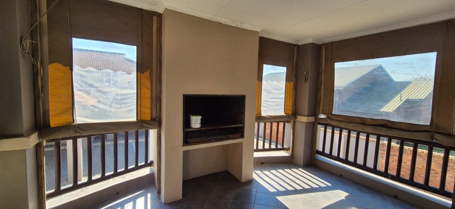 2 Bedroom Property for Sale in Van Dyk Park Gauteng
