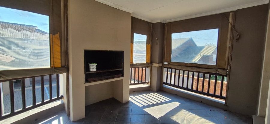 2 Bedroom Property for Sale in Van Dyk Park Gauteng
