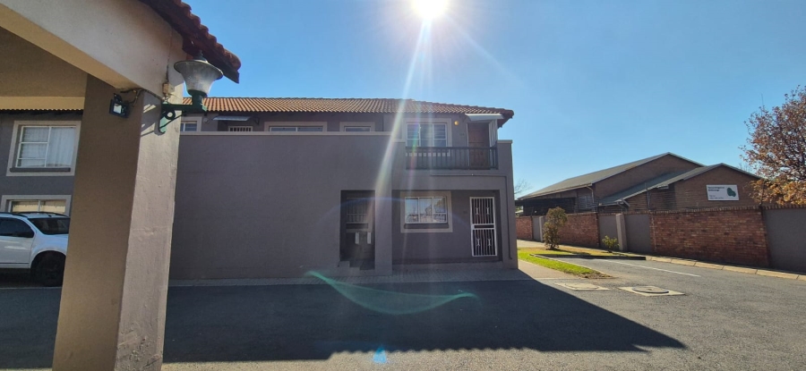 2 Bedroom Property for Sale in Van Dyk Park Gauteng