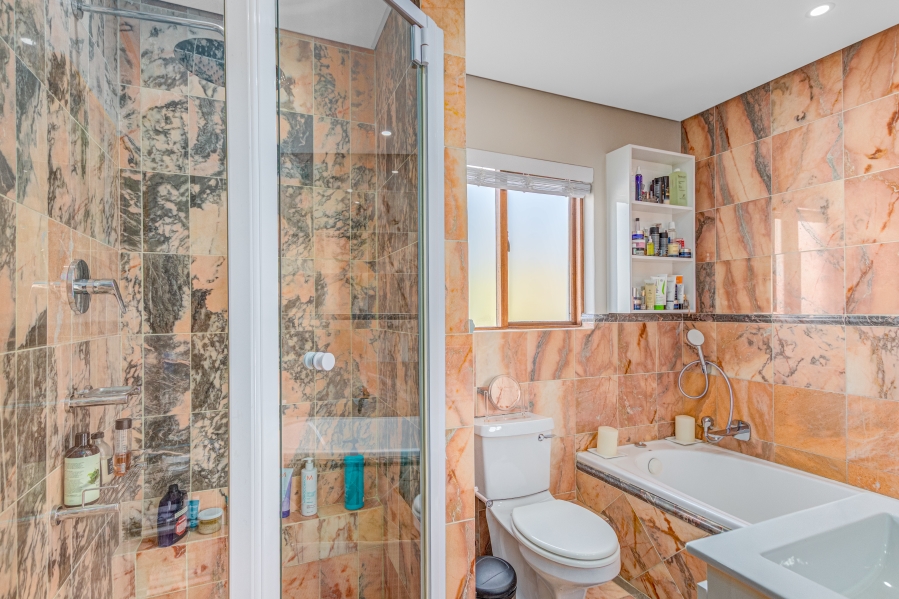 1 Bedroom Property for Sale in Morningside Gauteng