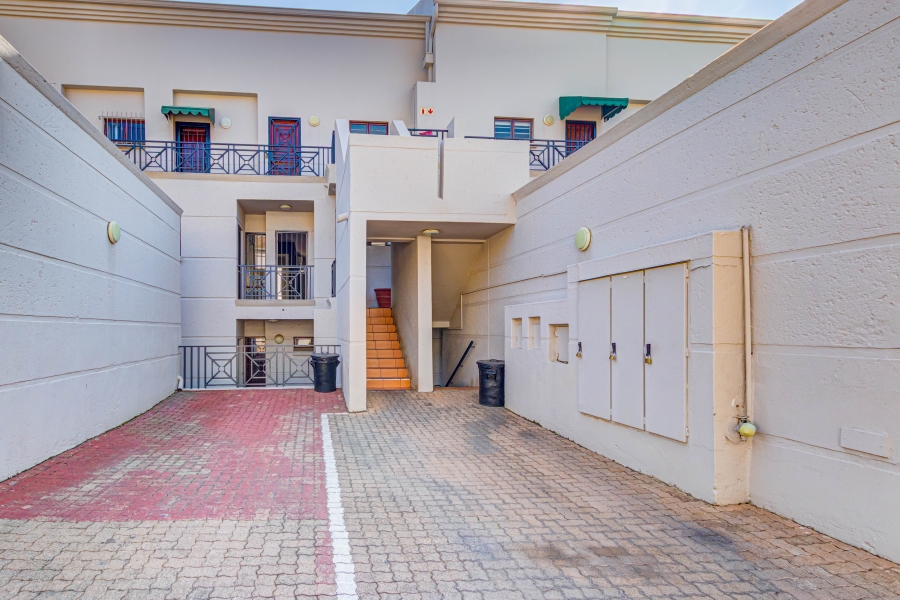 1 Bedroom Property for Sale in Morningside Gauteng
