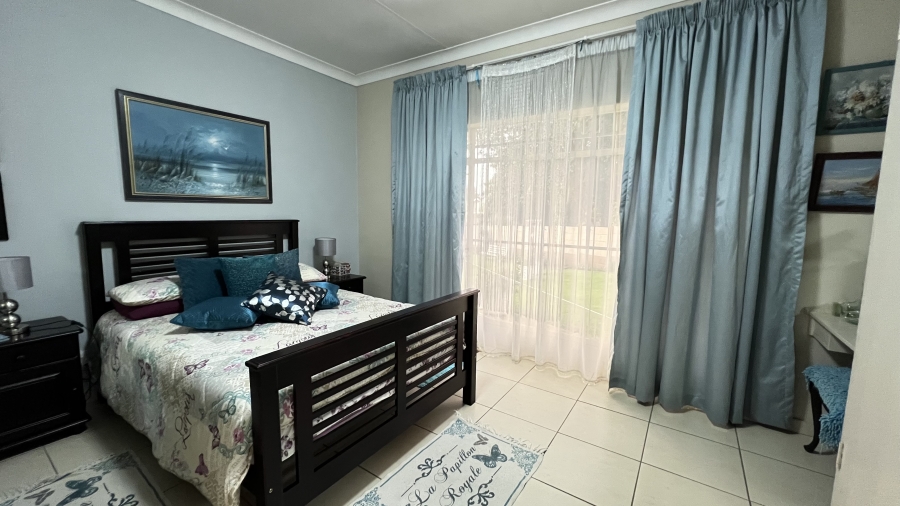 4 Bedroom Property for Sale in Greenhills Gauteng