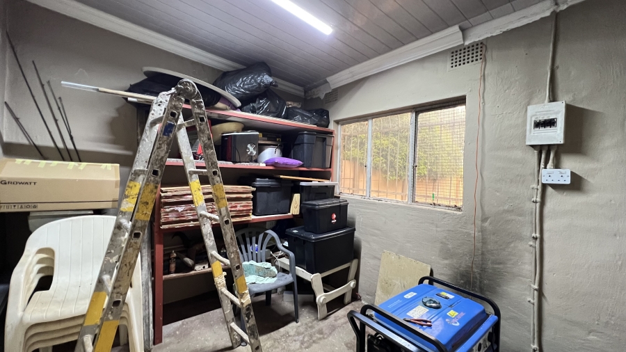 4 Bedroom Property for Sale in Greenhills Gauteng