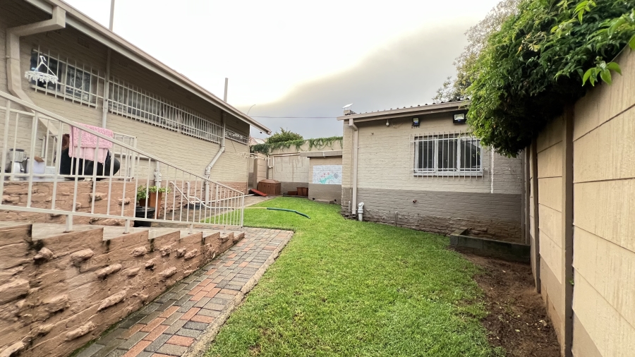 4 Bedroom Property for Sale in Greenhills Gauteng