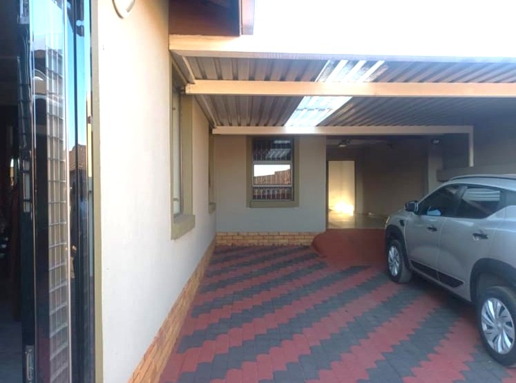 3 Bedroom Property for Sale in Spruit View Gauteng