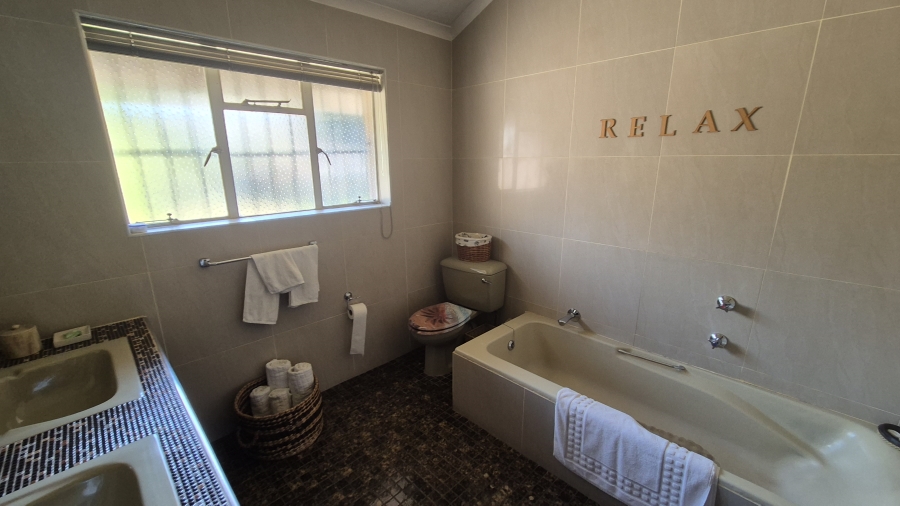 4 Bedroom Property for Sale in Morning Hill Gauteng