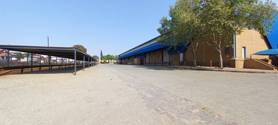 To Let commercial Property for Rent in Jet Park Gauteng