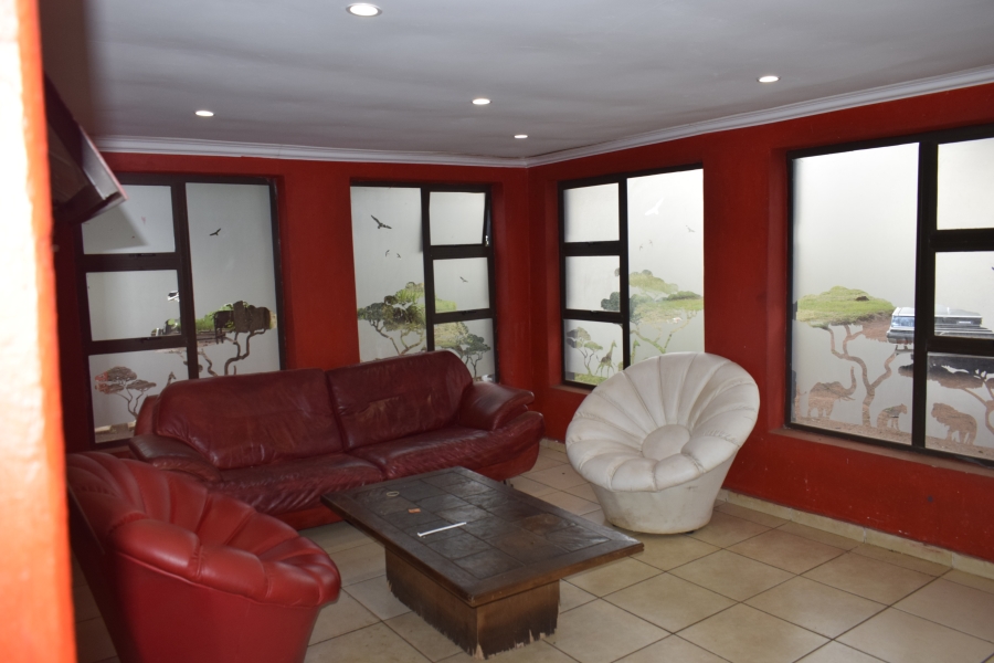 2 Bedroom Property for Sale in Mapleton A H Gauteng