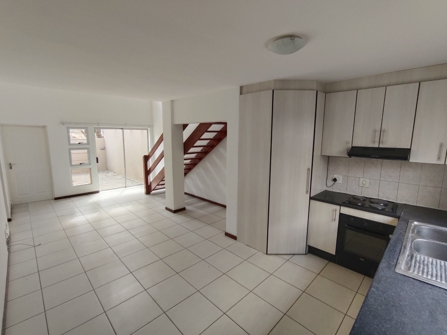 To Let 2 Bedroom Property for Rent in Bedford Gardens Gauteng