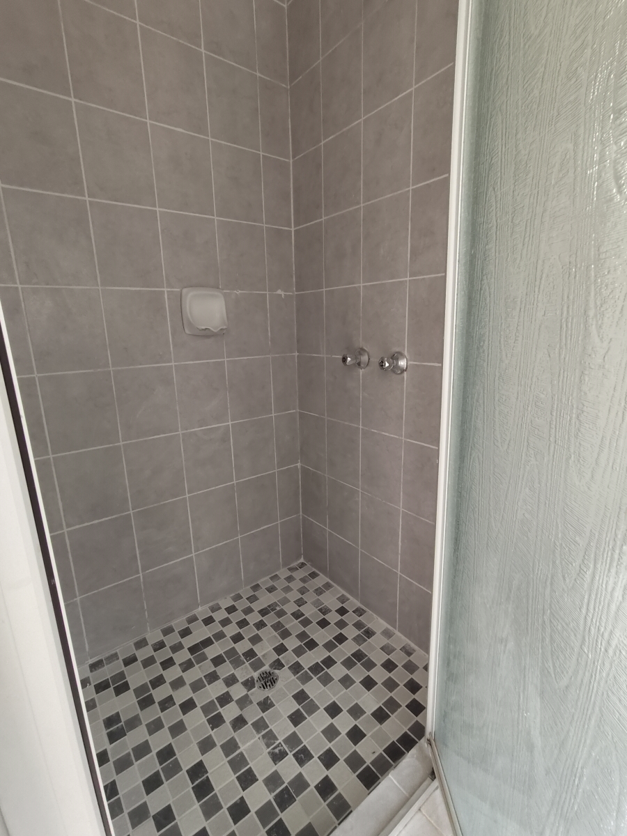 To Let 2 Bedroom Property for Rent in Bedford Gardens Gauteng