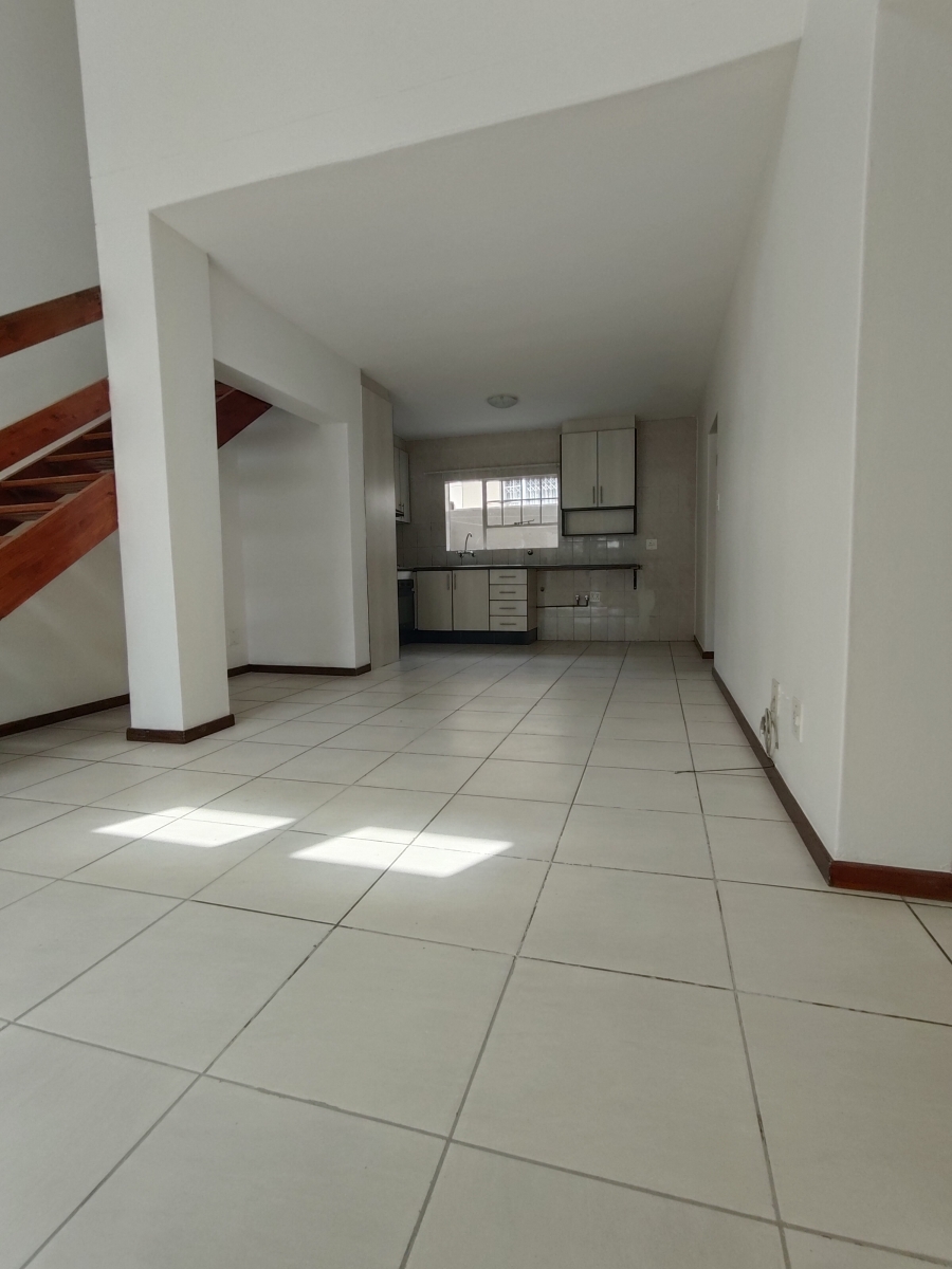 To Let 2 Bedroom Property for Rent in Bedford Gardens Gauteng