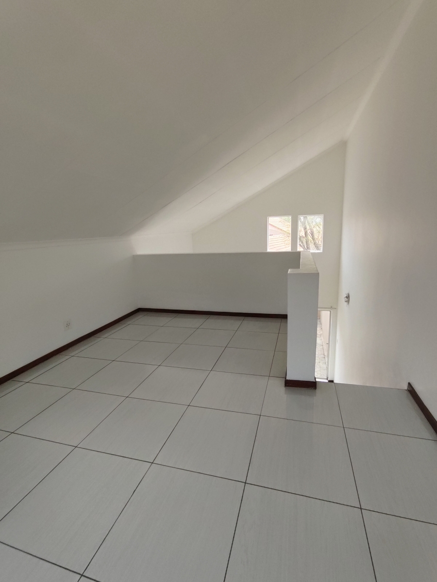 To Let 2 Bedroom Property for Rent in Bedford Gardens Gauteng