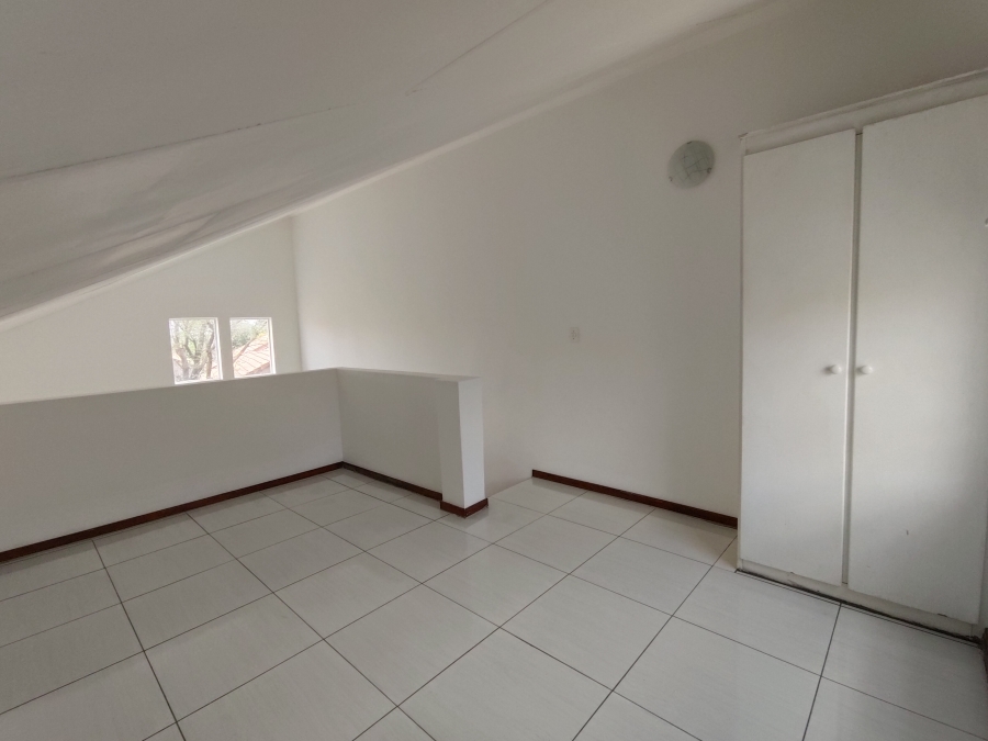 To Let 2 Bedroom Property for Rent in Bedford Gardens Gauteng