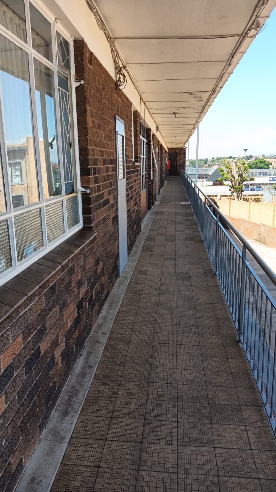 To Let 2 Bedroom Property for Rent in Monument Gauteng