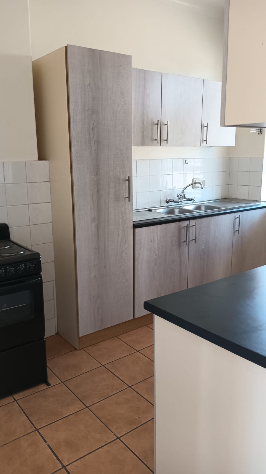 To Let 2 Bedroom Property for Rent in Monument Gauteng
