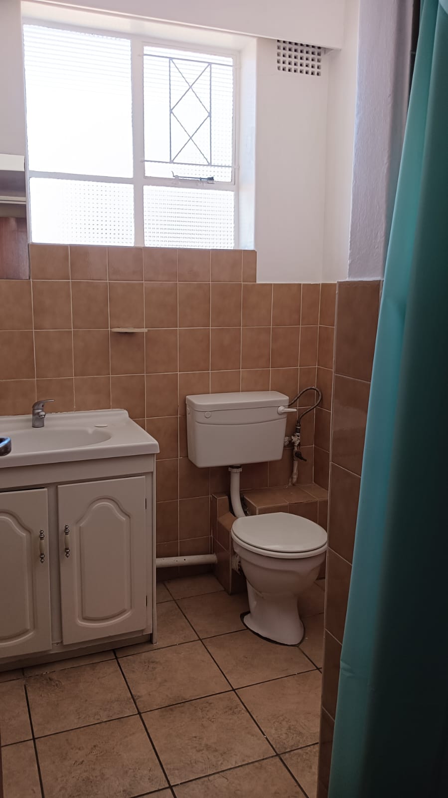 To Let 2 Bedroom Property for Rent in Monument Gauteng