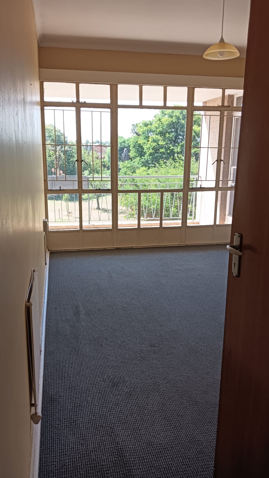 To Let 2 Bedroom Property for Rent in Monument Gauteng