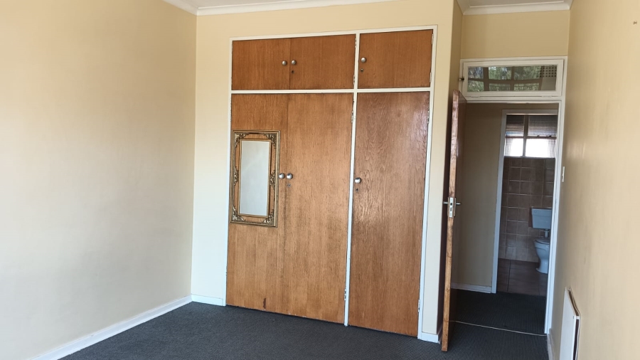 To Let 2 Bedroom Property for Rent in Monument Gauteng