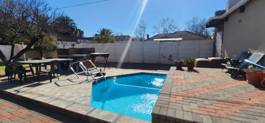 4 Bedroom Property for Sale in Vanderbijlpark SW 1 Gauteng